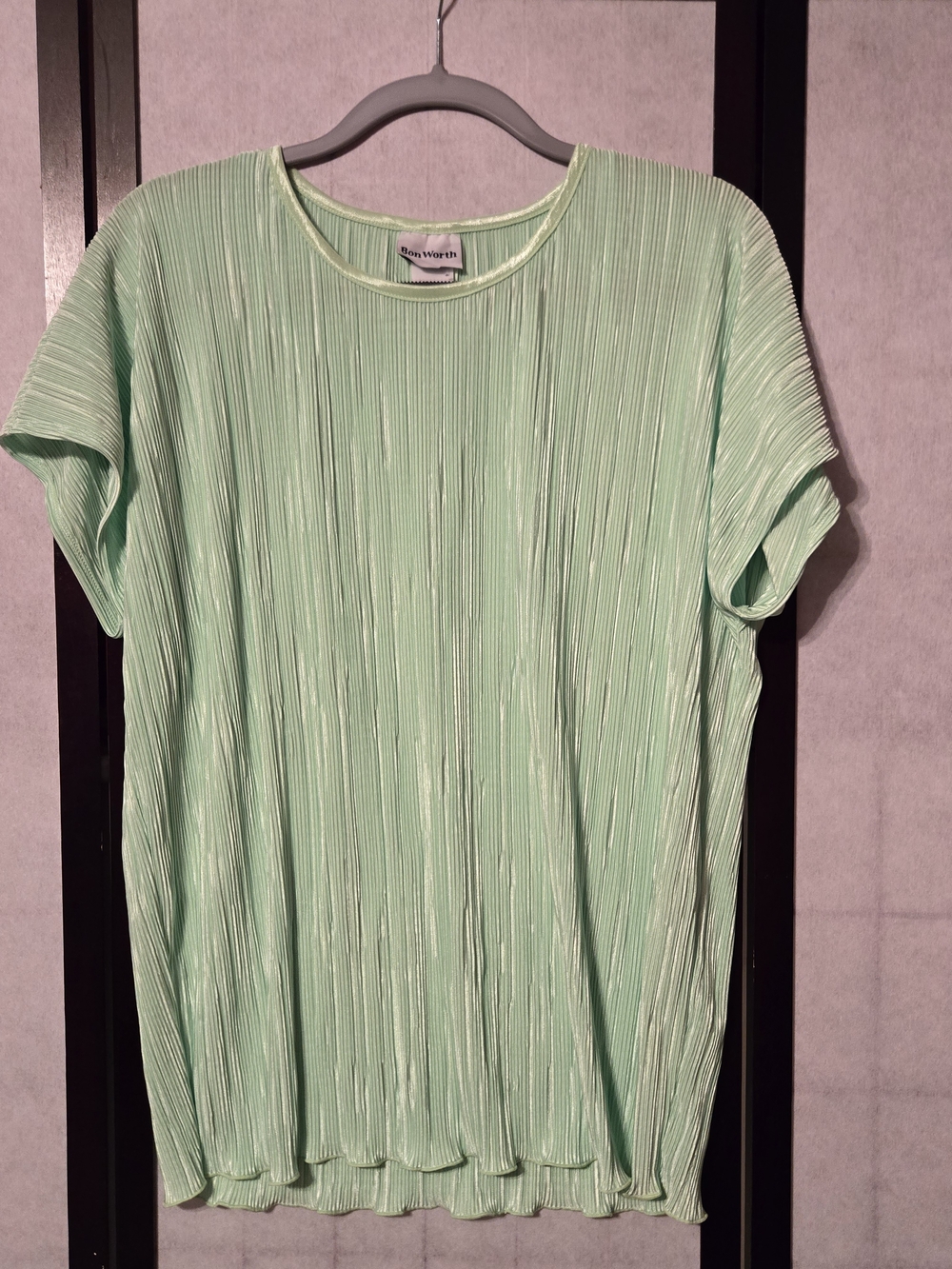 Bon Worth Mint Green Pleated Short Sleeve Top